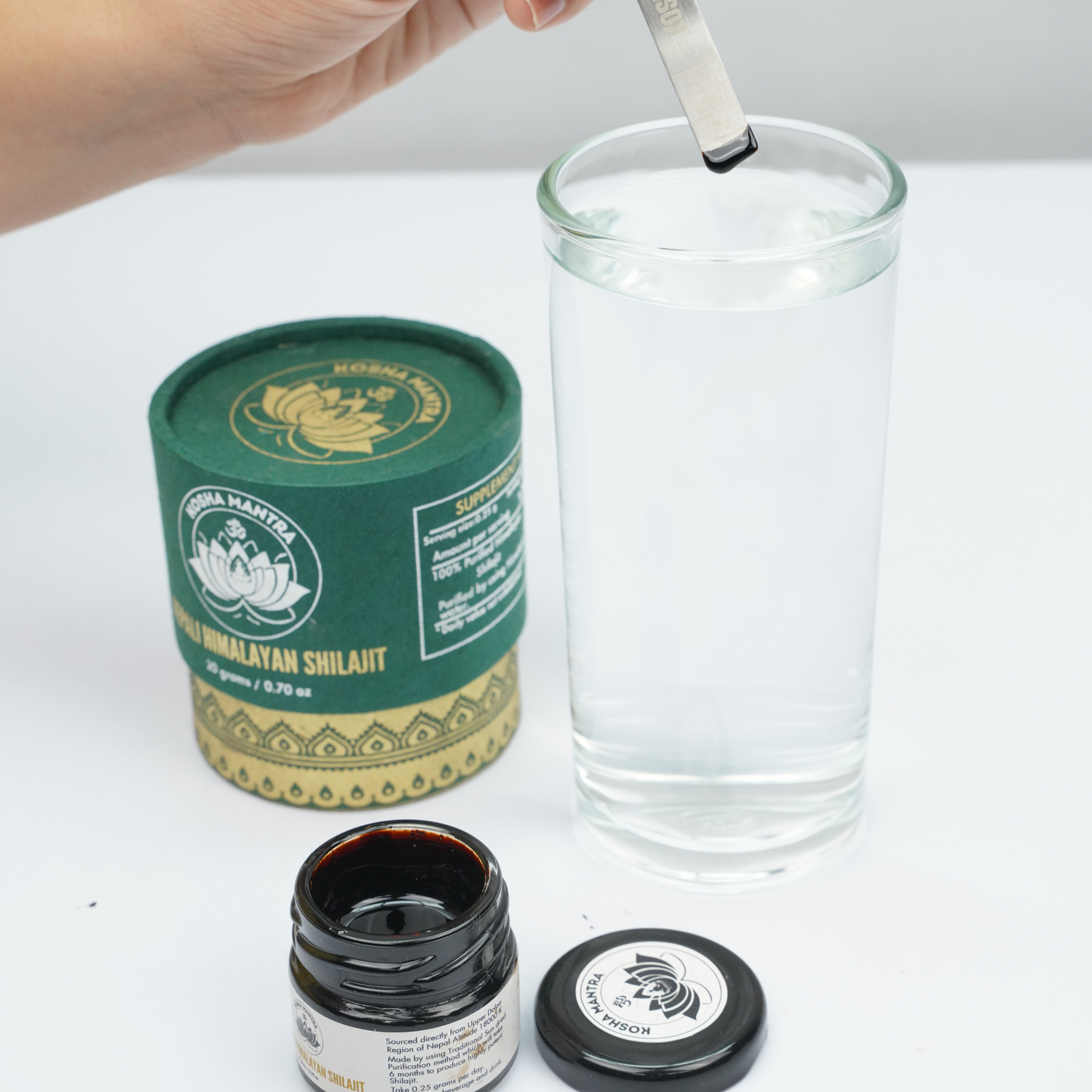 Nepali Himalayan Authentic Shilajit - Sourced from 18,000 ft in Nepal - 20 gram.
